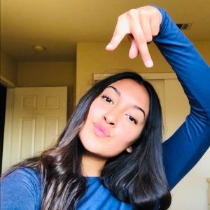 Meet your Posher, Rebecca